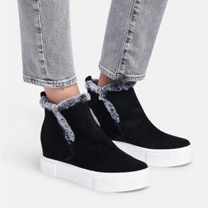 Brand New In Box Dolce Vita Black Zali Sneakers/Booties 6.5